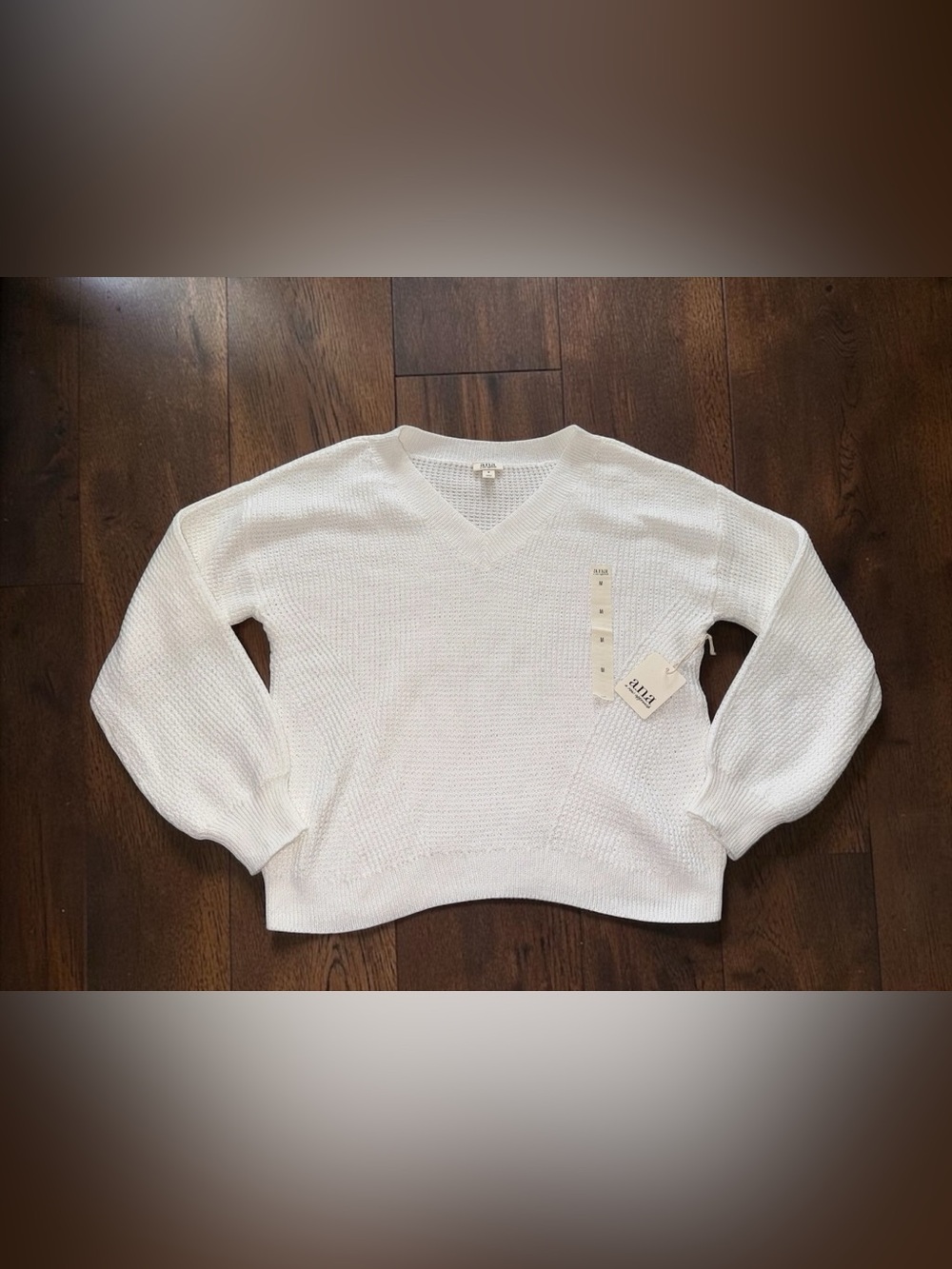 a.n.a Womens Medium White V Neck Waffle Knit Sweater Long Sleeve NWT